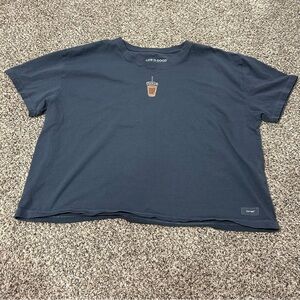 Life Is Good Iced Coffee Women's Short Sleeve Blue Crusher Cropped Shirt XL